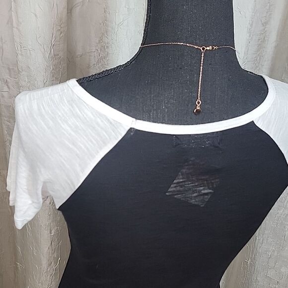 Good Vibes Black T-Shirt - Picture 8 of 12